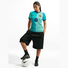 Tercera equipación
