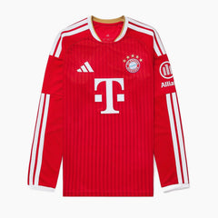 Primera equipación