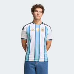 Primera equipación