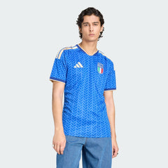 Primera equipación