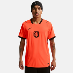 Primera equipación