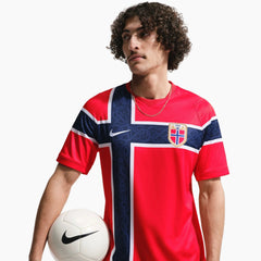 Primera equipación