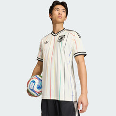 Away kit