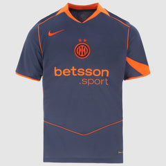 Tercera equipación