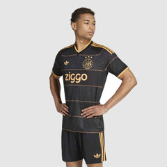 Away kit