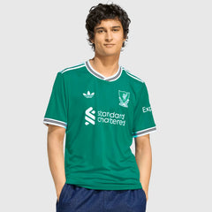 Tercera equipación