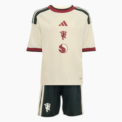 Tercera equipación