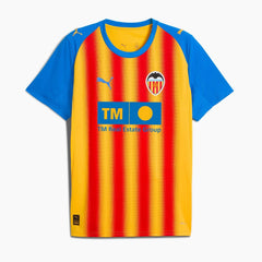 Tercera equipación