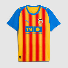 Tercera equipación