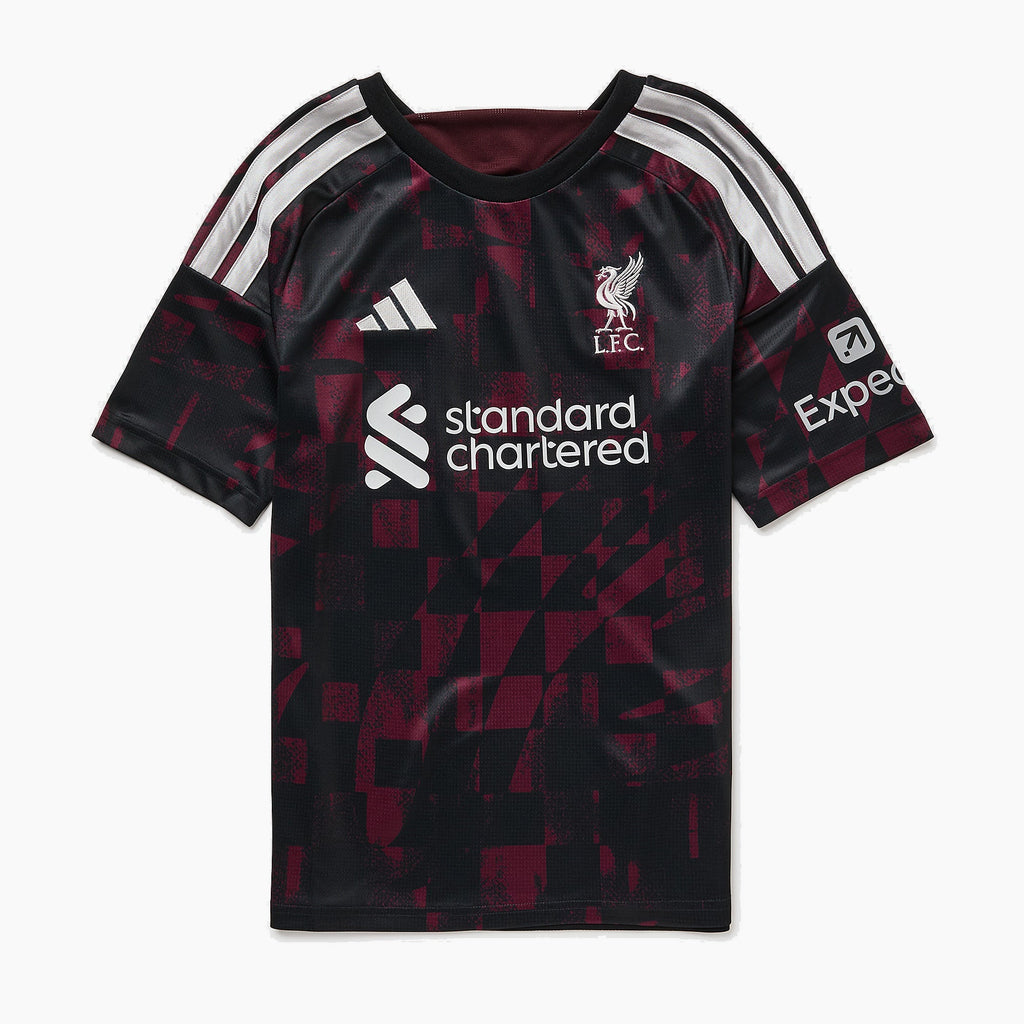 Liverpool Kinder Dritte kit 2026/27 - Vorderansicht im Studio