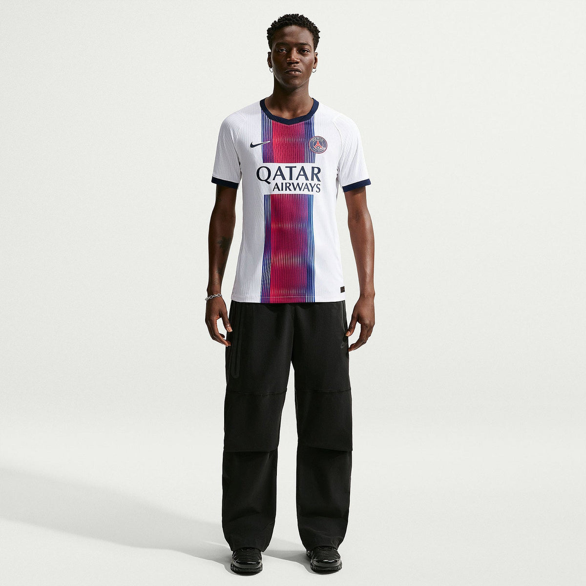 Camiseta Versión Jugador Segunda Equipación Paris Saint-Germain 26/27 — Vitinha 17 — vista 4