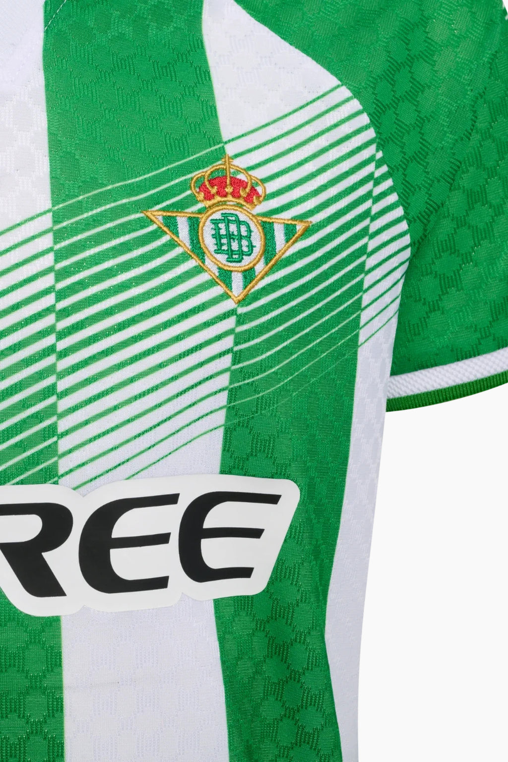 Real betis Kinder Heim kit 2026/27 - Wappendetail