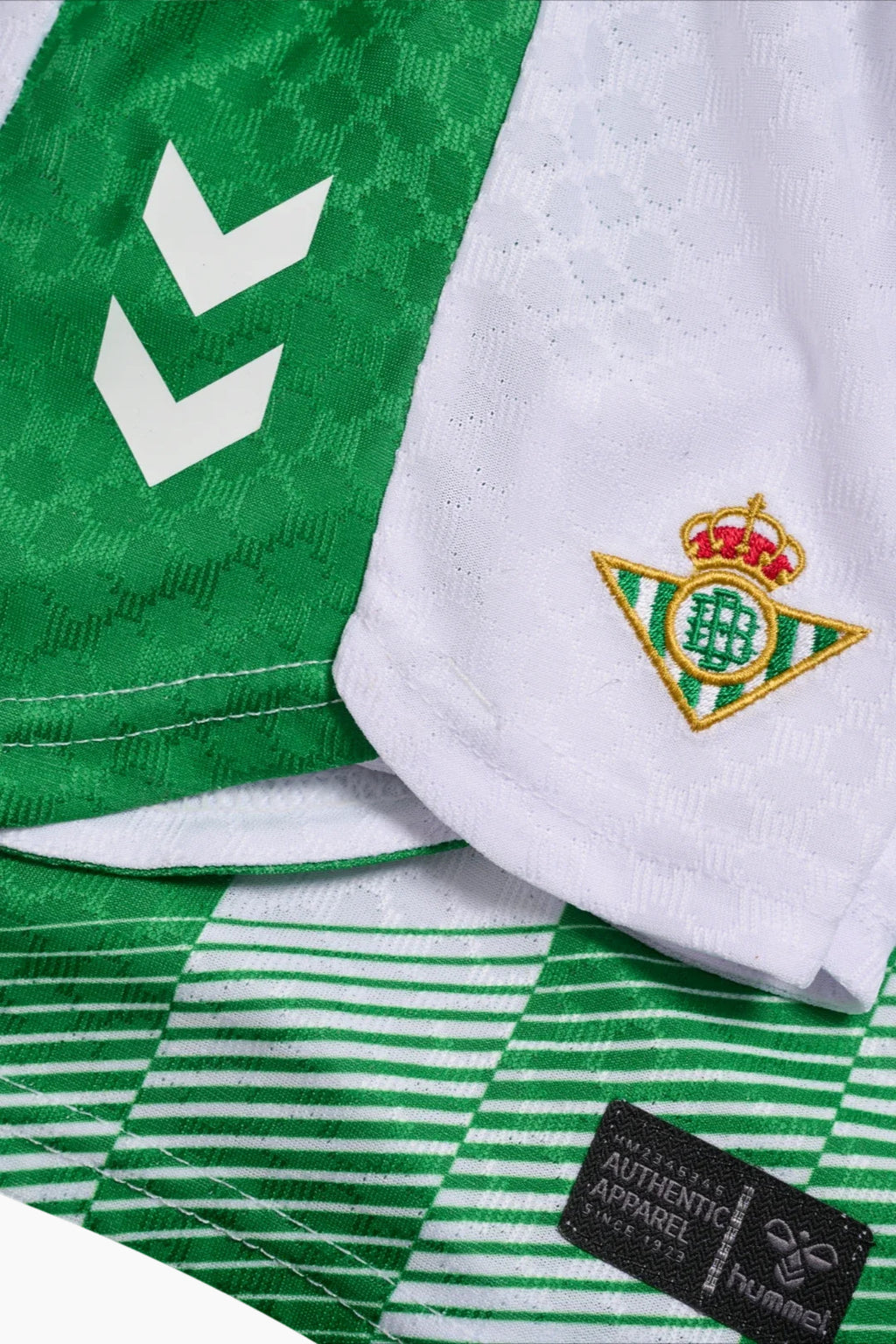 Real betis Kinder Heim kit 2026/27 - Detail des Kindertrikotsets