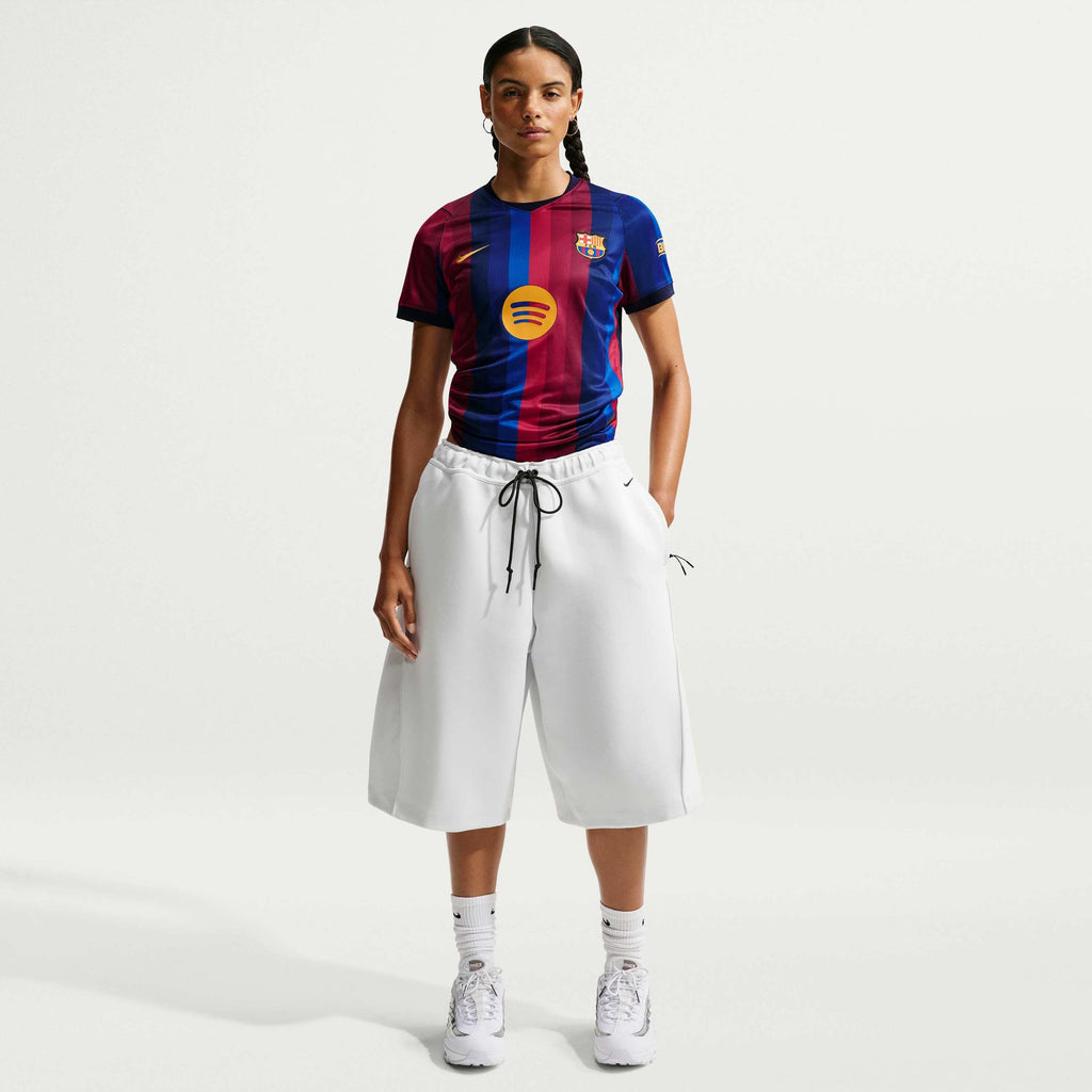 Barcelona women's home jersey 2026/27 - full fit on model