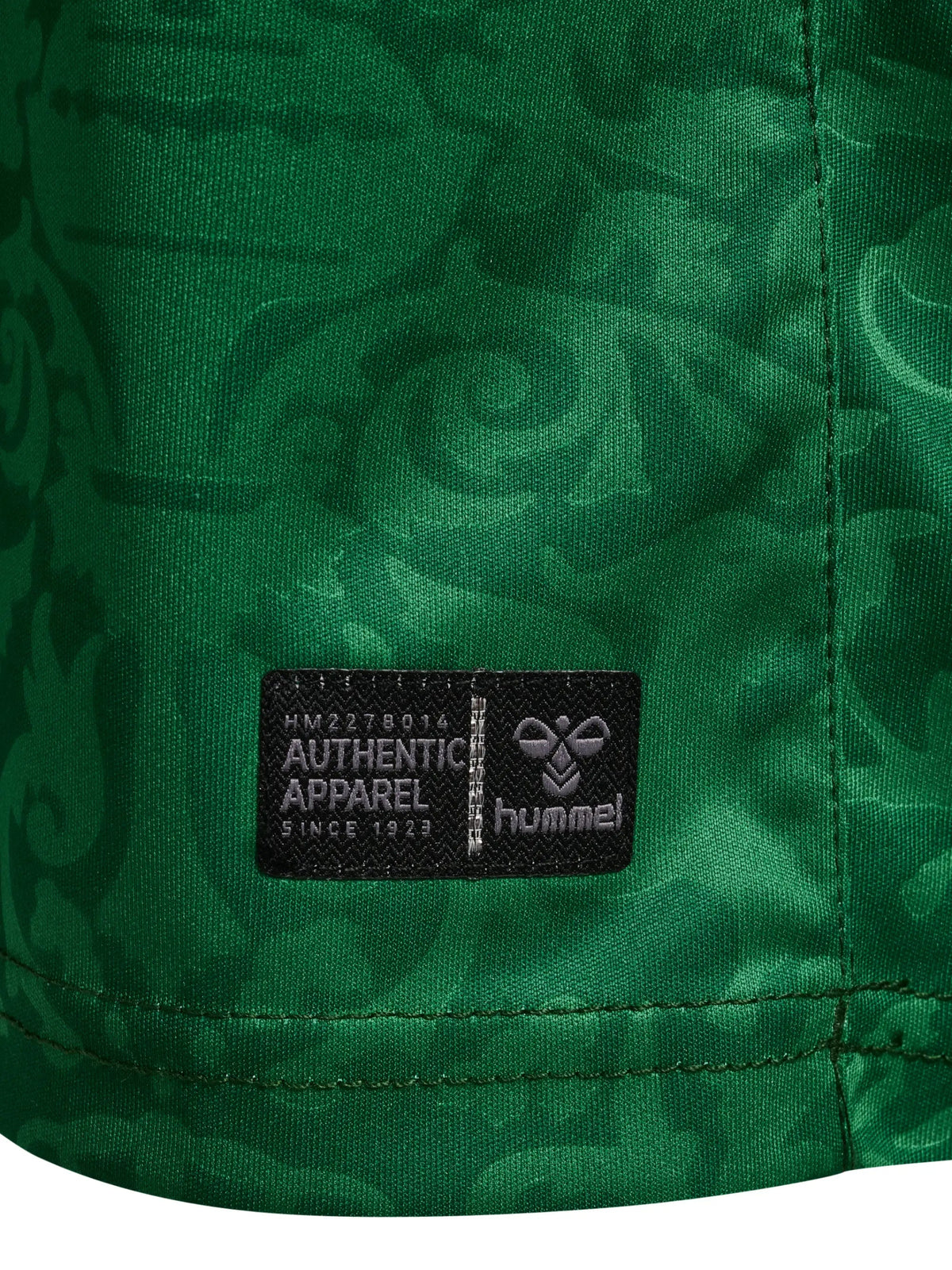 Real betis women's away jersey 2026/27 - hem label detail