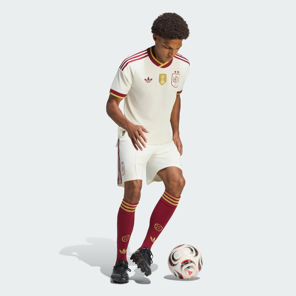 Spain 2026 away world champions player jersey - full fit on model
