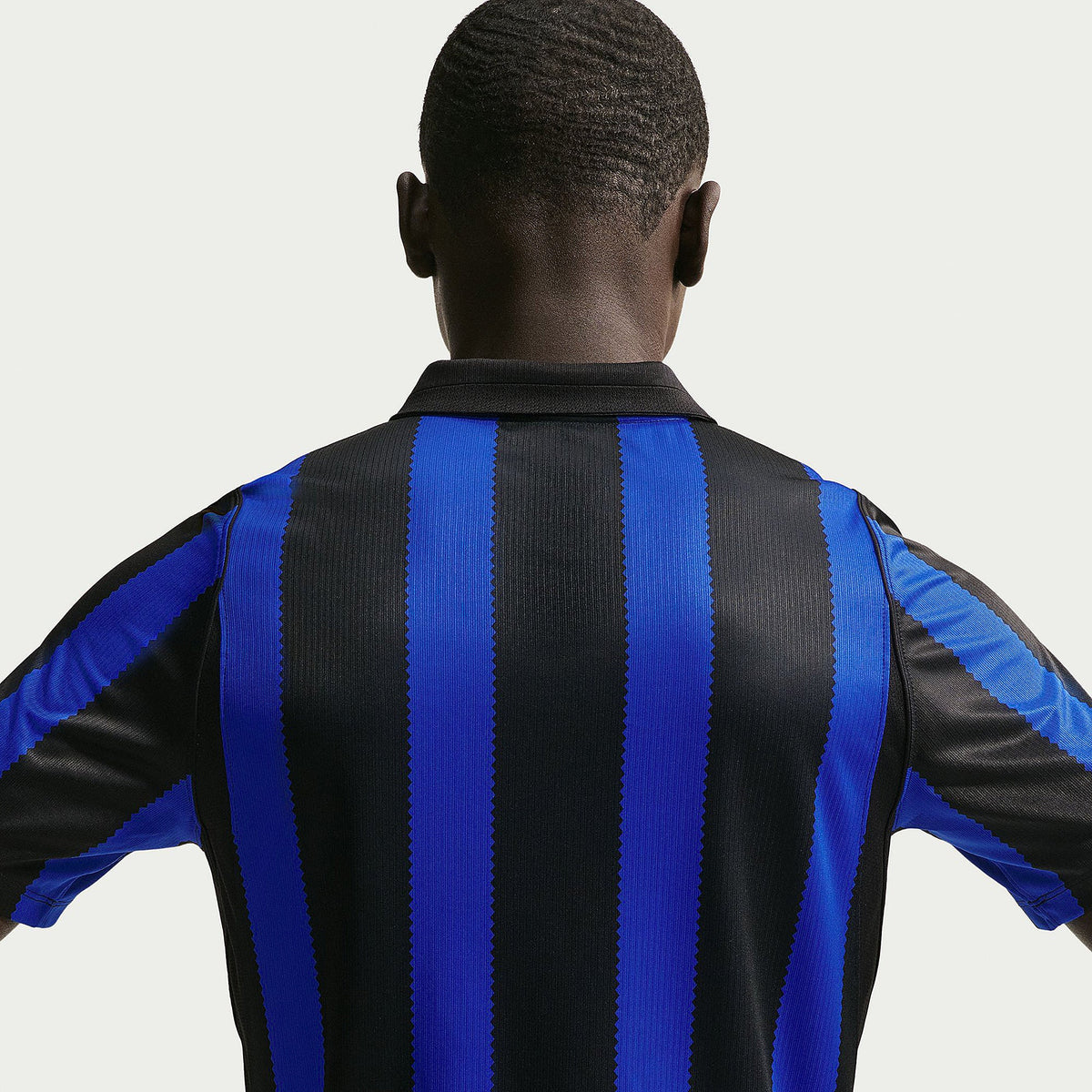 Inter milan home jersey 2026/27 - collar detail