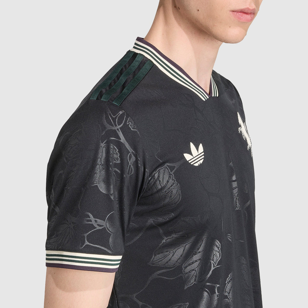 Juventus Dritte Trikot 2025/26 - Ärmeldetail