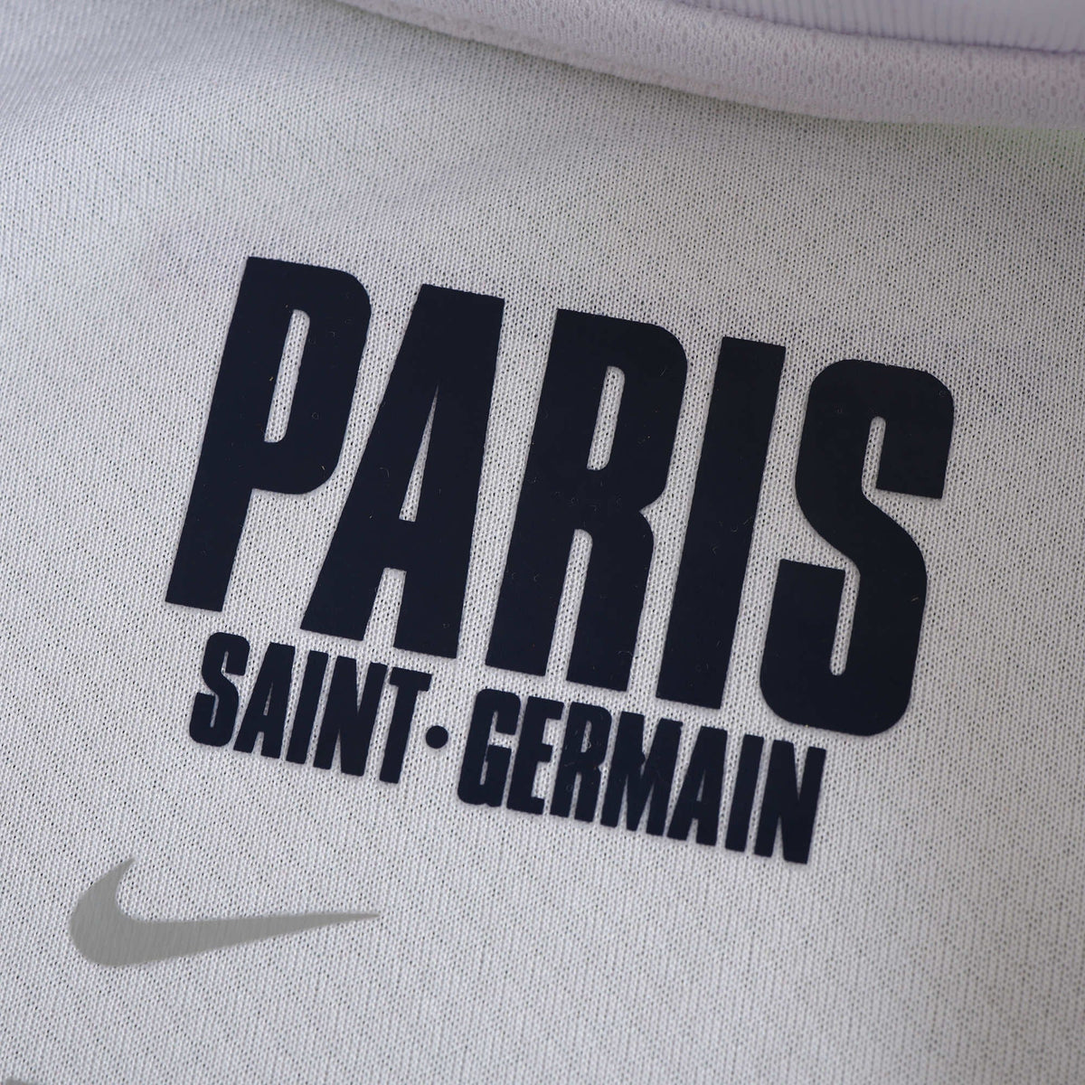 Paris saint germain away jersey 2025/26 - collar detail