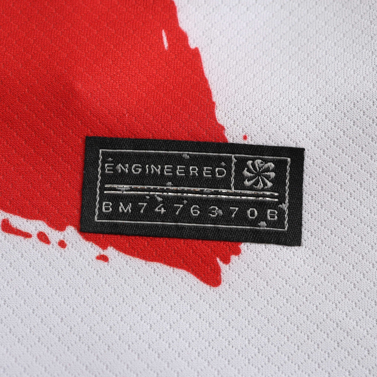 Paris saint germain away jersey 2025/26 - hem detail