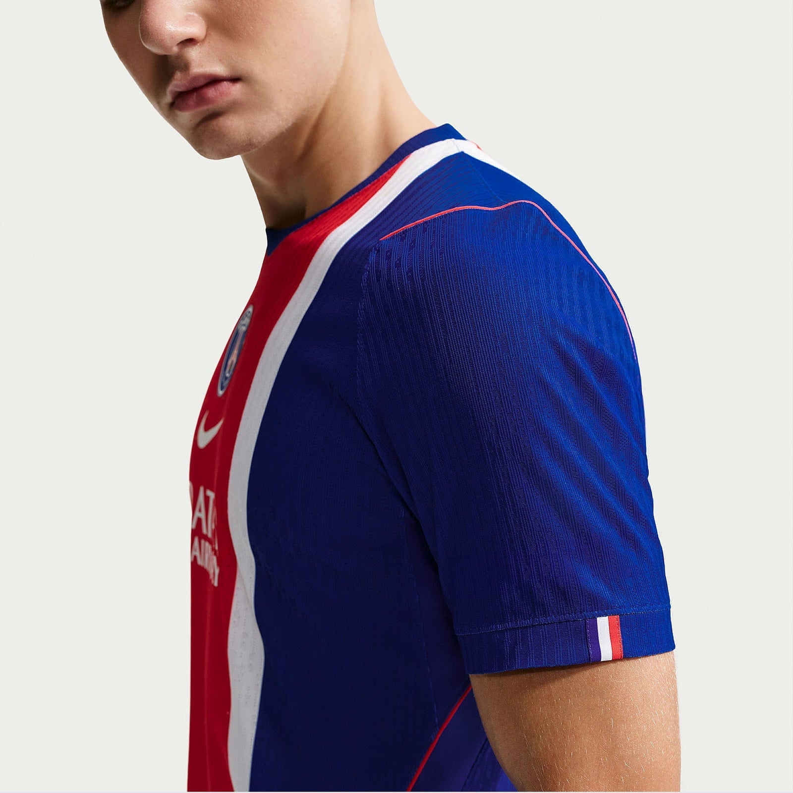 Paris Saint-Germain 26/27 Home Player Version Jersey — Désiré Doué 14