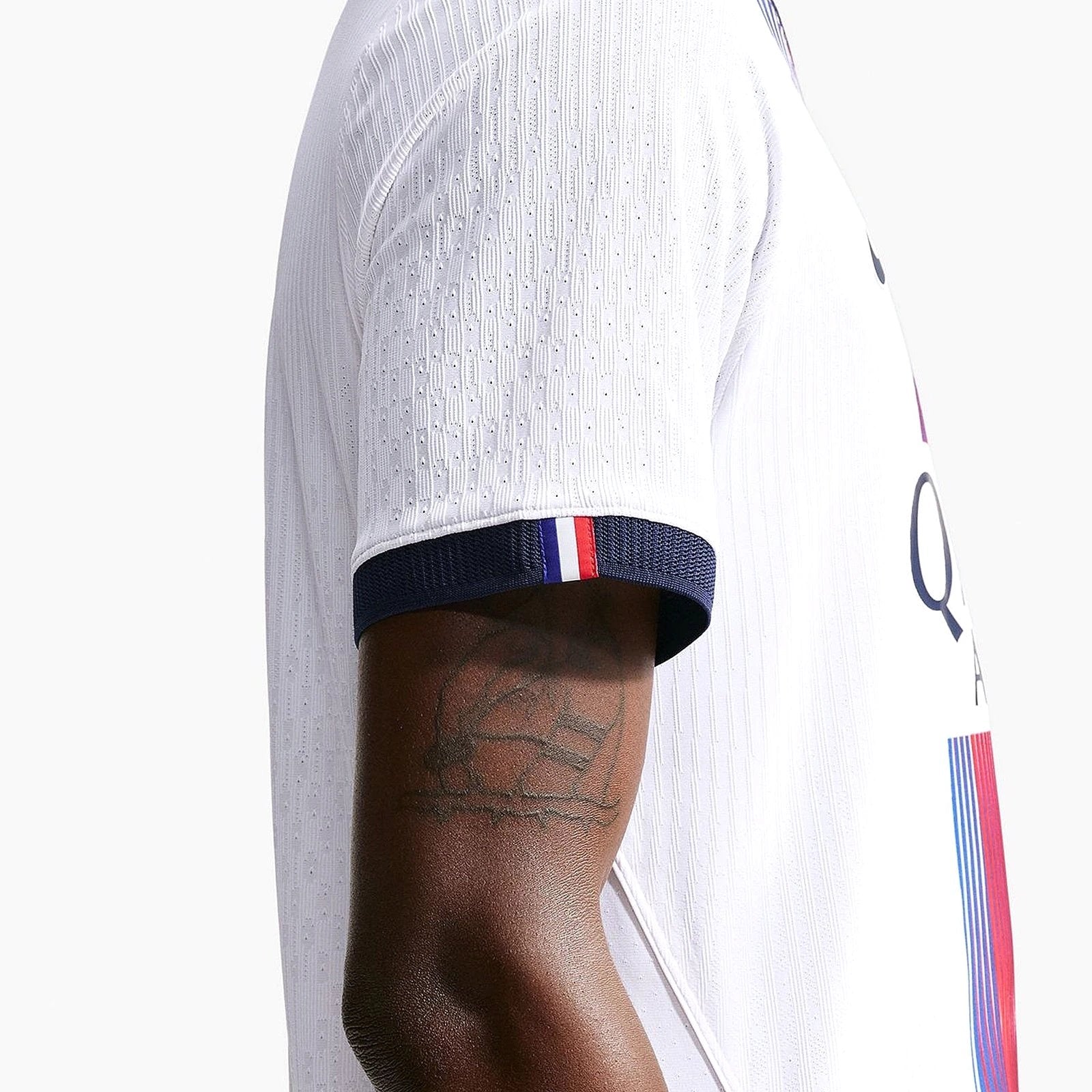 Paris Saint-Germain 26/27 Away Player Version Jersey — Désiré Doué 14