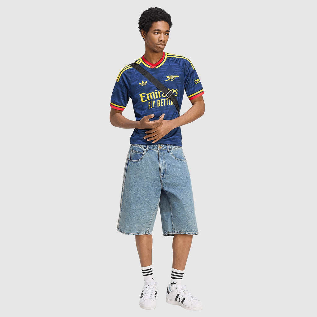 Arsenal away jersey 2026/27 - full fit on model