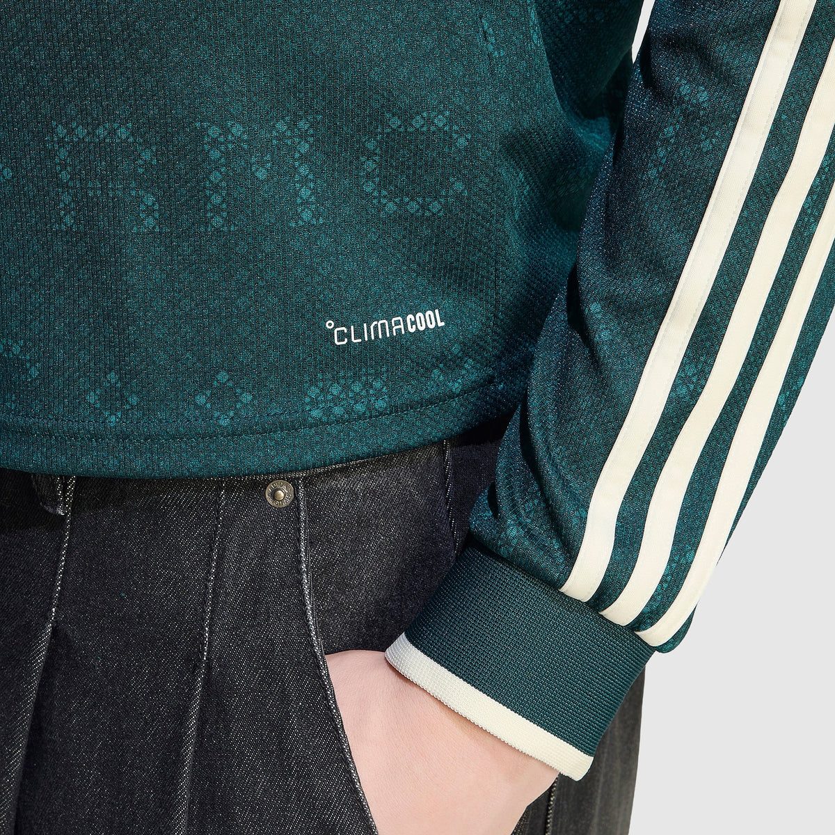 Real madrid Auswärts Langarm Trikot 2026/27 - Saumdetail