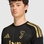 Juventus third jersey 2026/27 - chest detail