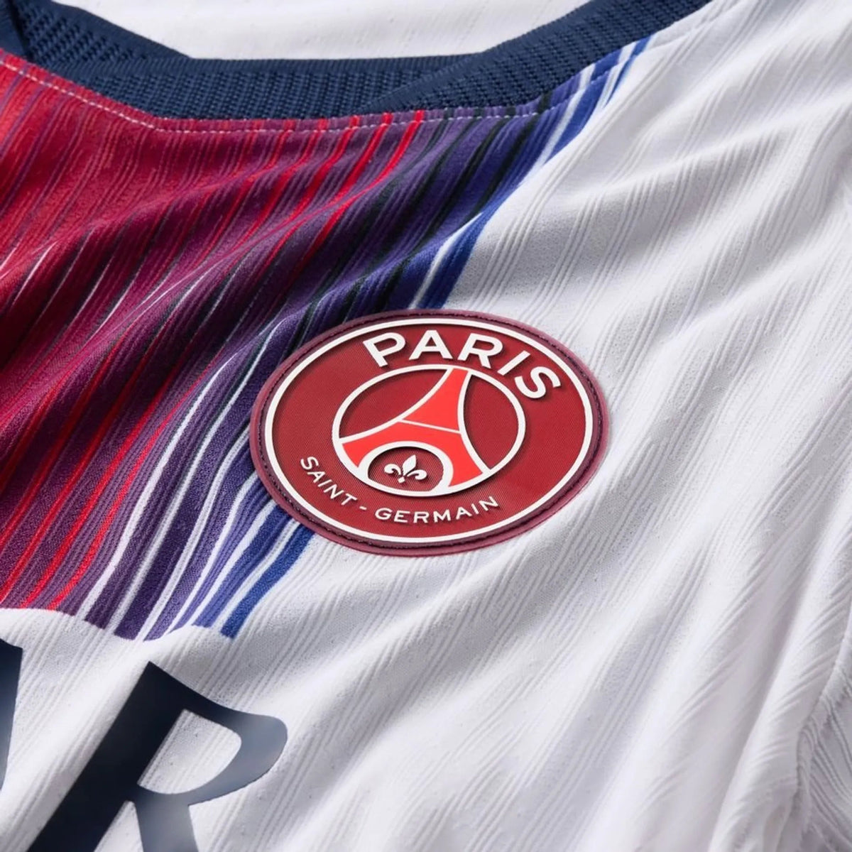 Psg Auswärts Spielerversion Trikot 2026/27 - Wappendetail