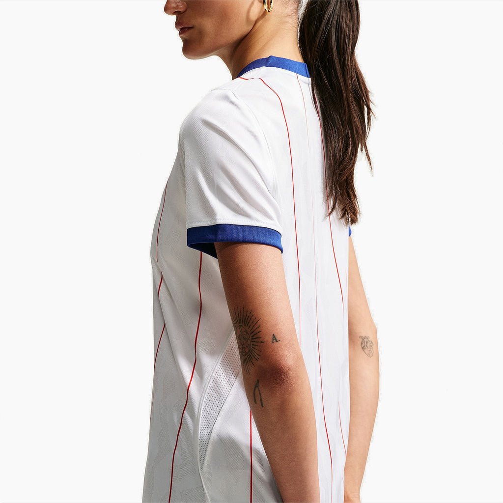 Chelsea third womens jersey 2026/27 - side on model