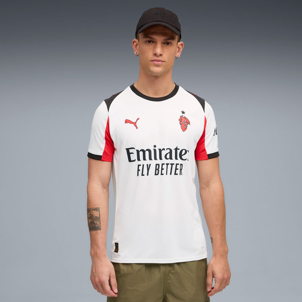 Ac milan away jersey 2025/26 - front on model