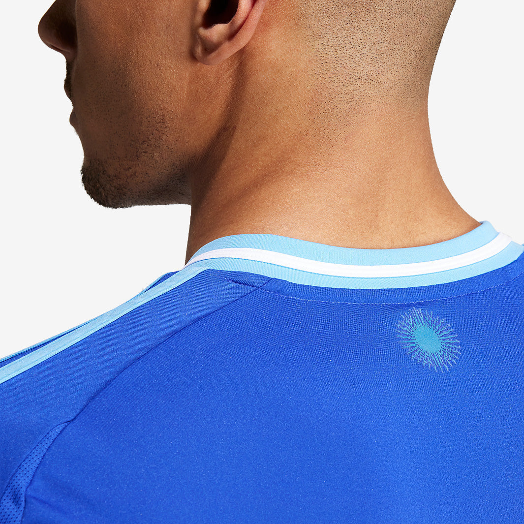 Argentina away jersey 2024 - collar detail