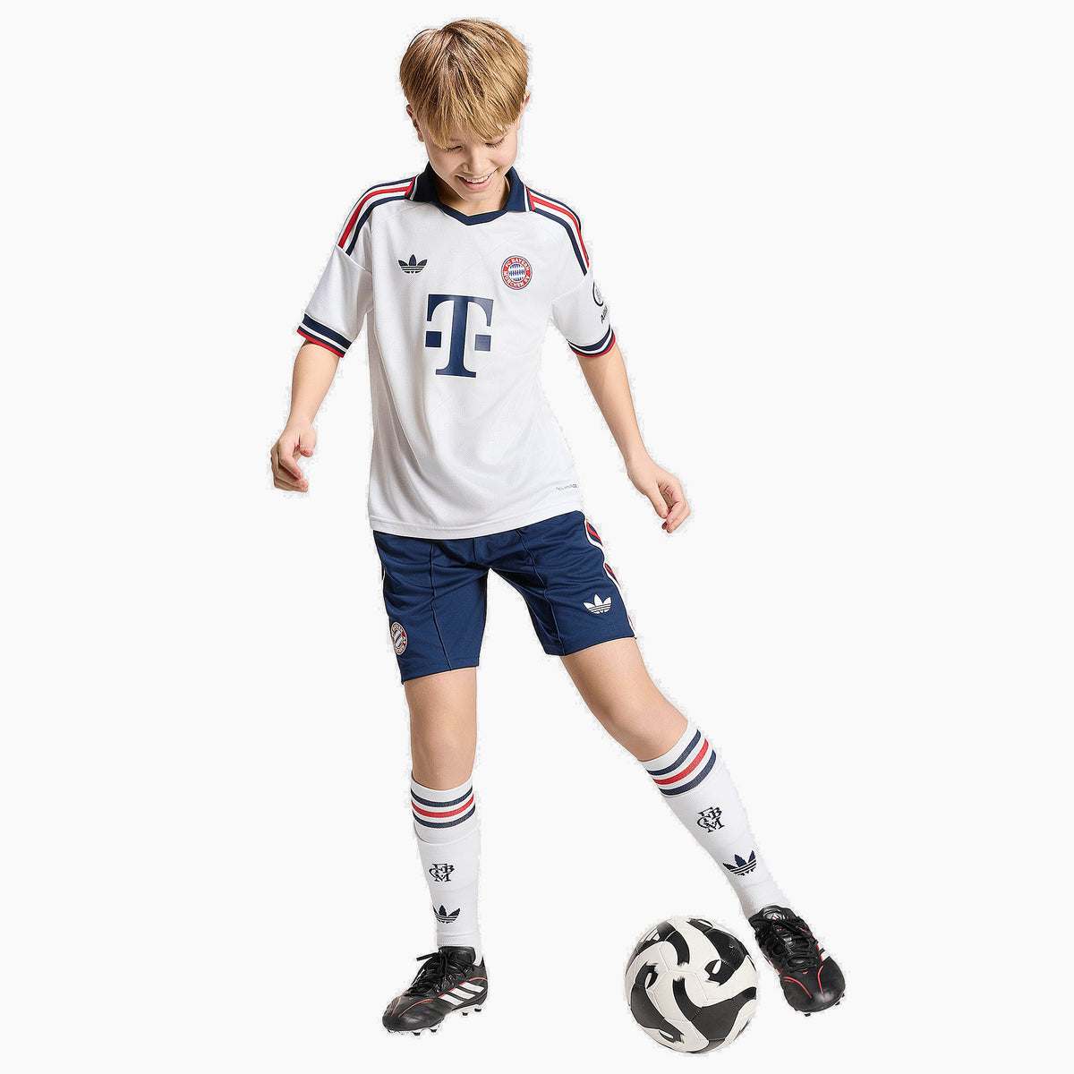 Bayern munich kids away kit 2026/27 - full fit on model