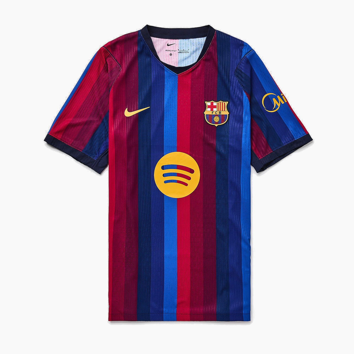 Barcelona 2026/27 Heim Spielerversion - Vorderansicht im Studio
