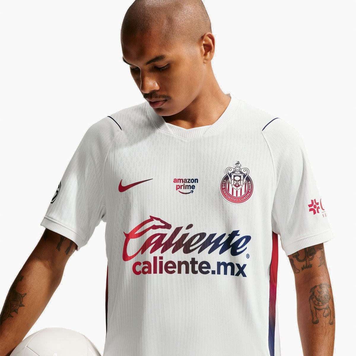 Chivas Guadalajara 2026/27 away player jersey - crest detail