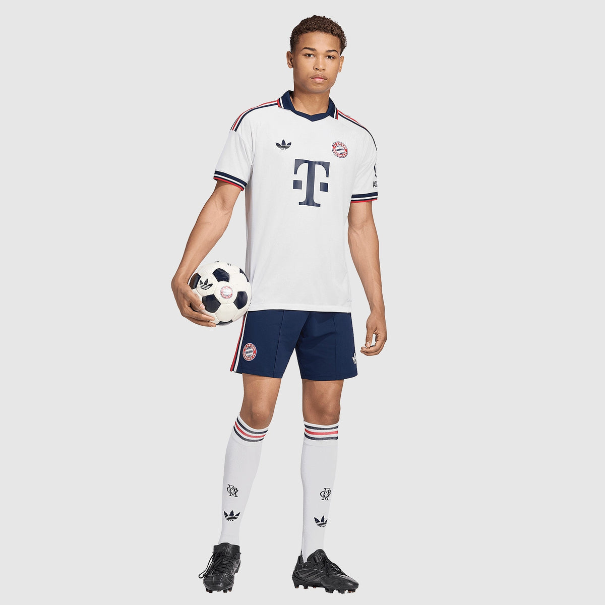 Bayern Munich 2026/27 away player jersey, KANE 9 - full-length front view of the base shirt worn by a model