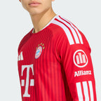 Bayern Munich 2026/27 home player version long sleeve, KANE 9 - crest, collar and shoulder detail