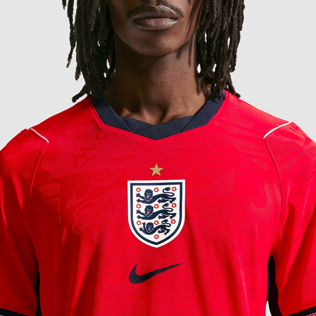 England 2026 away player version, KANE 9 - crest, collar and shoulder detail