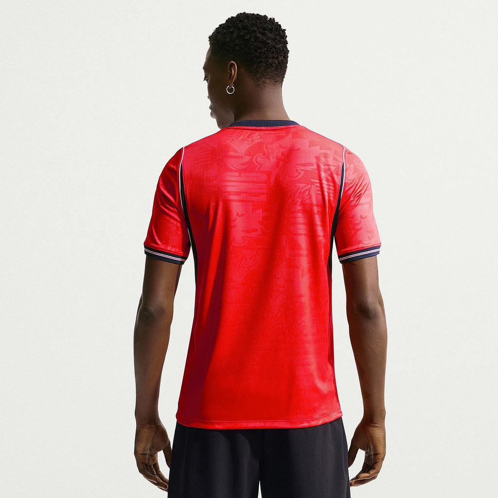 England 2026 away fan shirt, KANE 9 - back view of the base shirt worn by a model