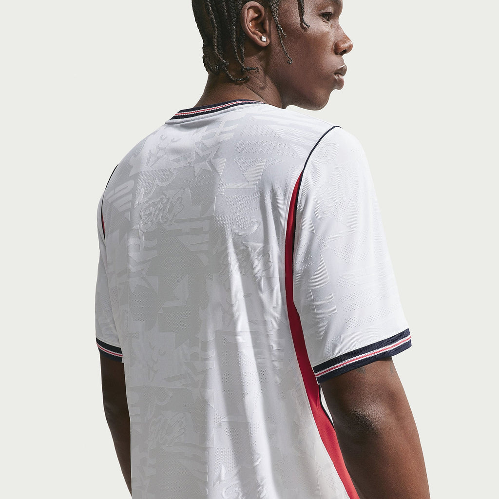 England 2026 home player version, KANE 9 - back neckline and fabric detail