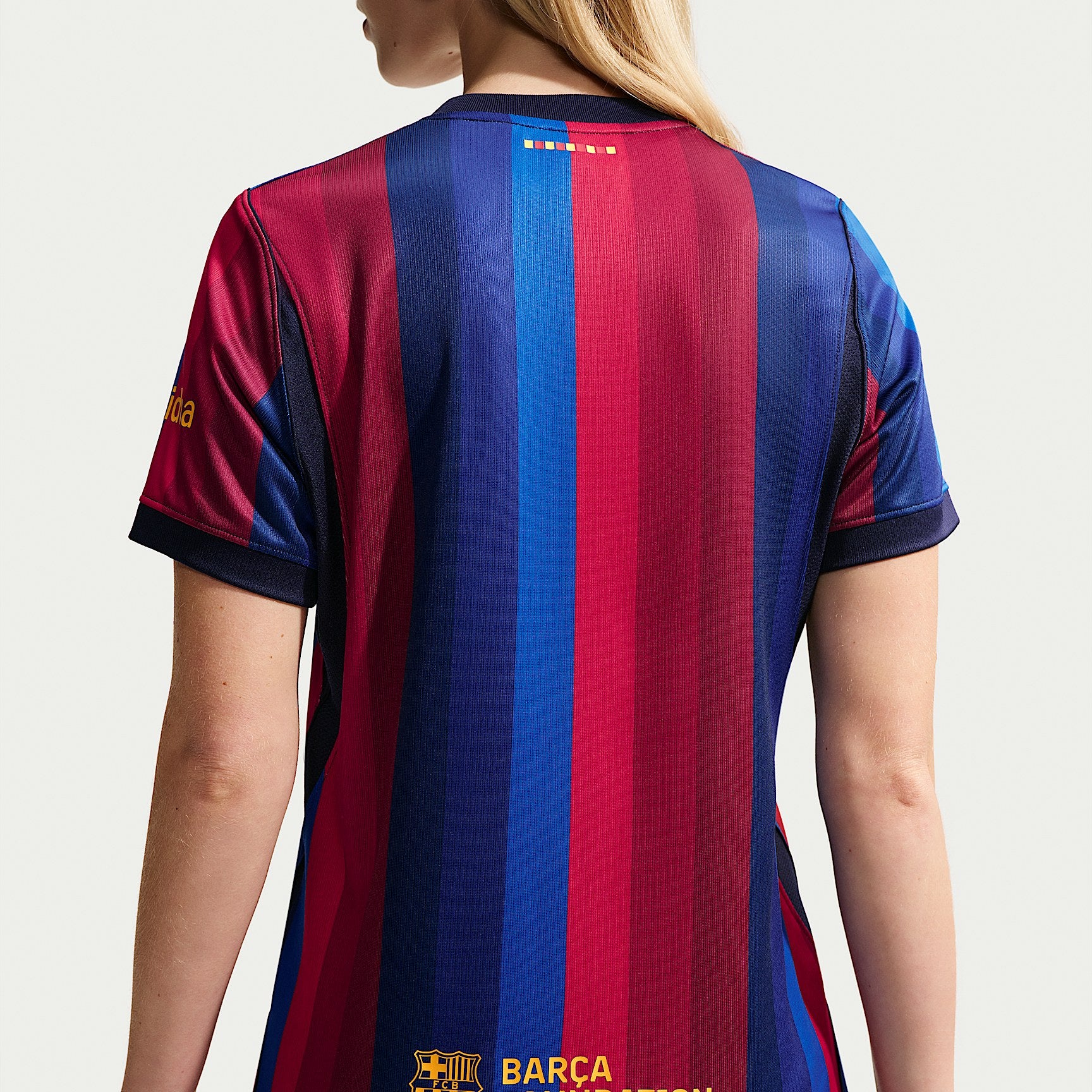 Camiseta Mujer Primera Equipación Barcelona 26/27 — Vista 3