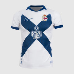 Tercera equipación