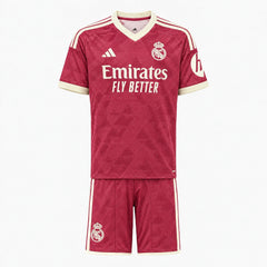 Tercera equipación