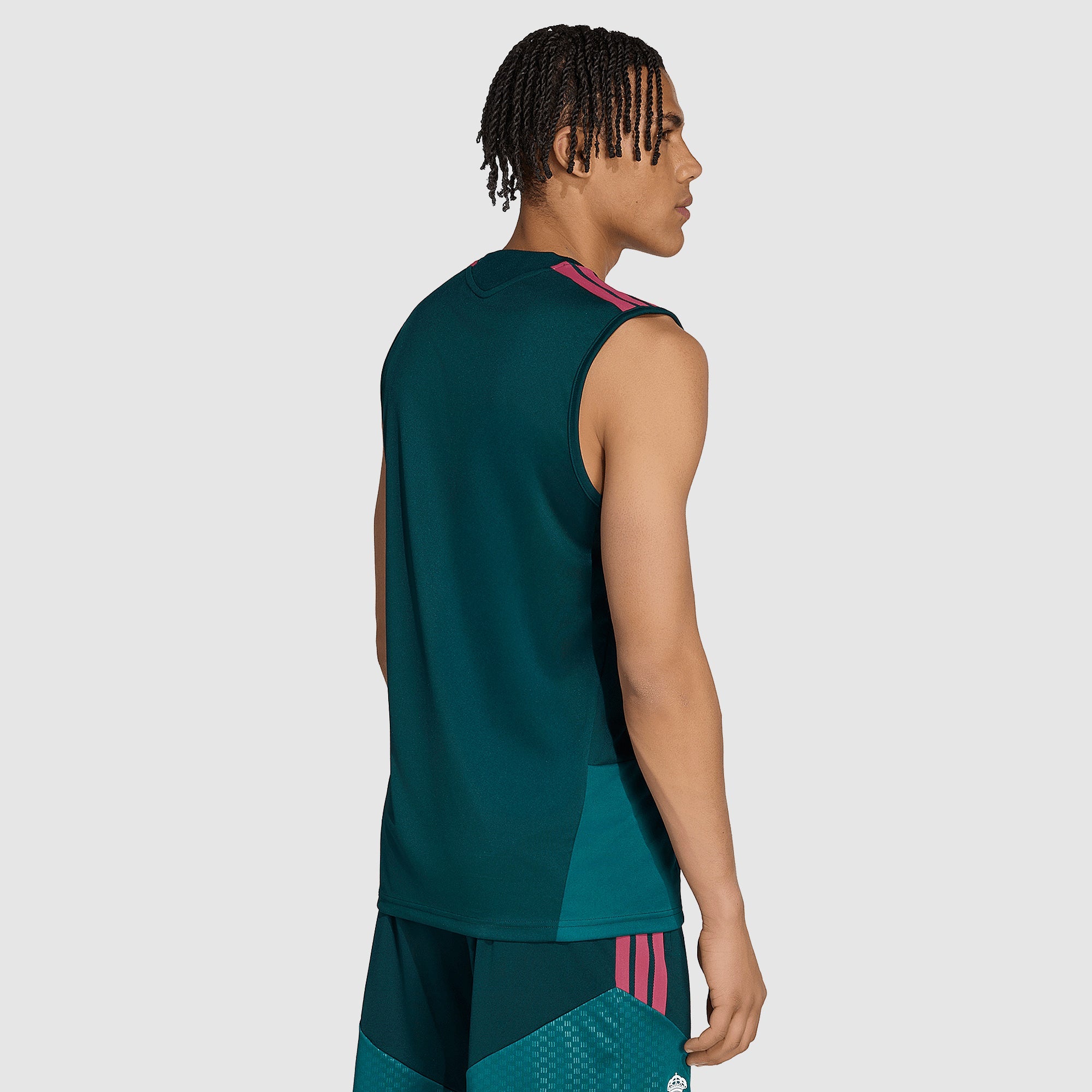Camiseta Sin Mangas de Entrenamiento Real Madrid 26/27 — Vista 4